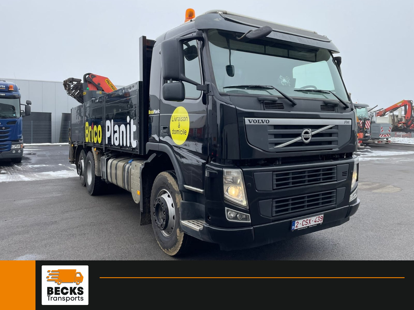 Camion grue Becks Transport sous lettrage Brico Plan-it